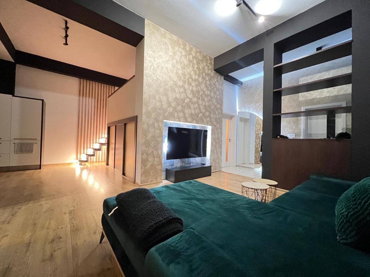 Apartment House Nová Dubnica 外观 照片